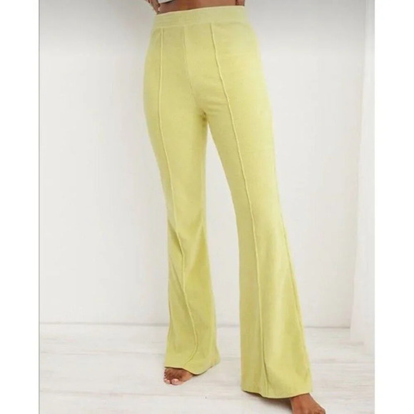 NWT Aerie Groove On Corduroy Pull On Bell Bottoms 70s Style Retro Pants Large - Picture 1 of 5